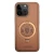 Skórzane, brązowe etui z logo SBPRC i ringiem MagSafe jako podstawka - iPhone 15